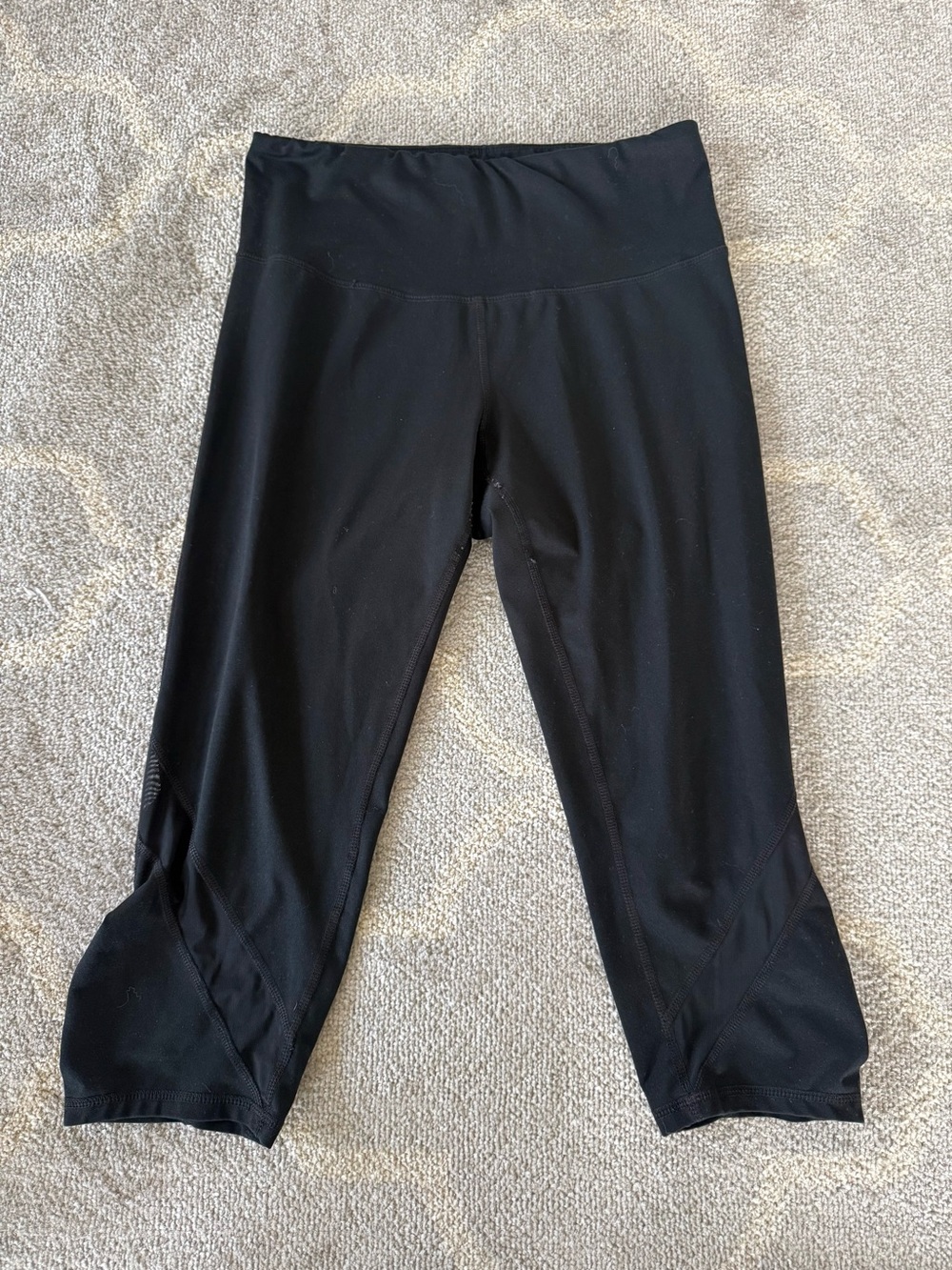 C9 Champion Women's Black Capri Leggings Mesh Panel Cropped Size L